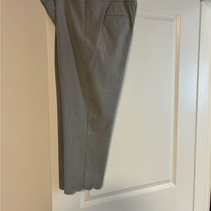 Talbots Gray Women's Scalloped Hem Chatham Capri Size 14